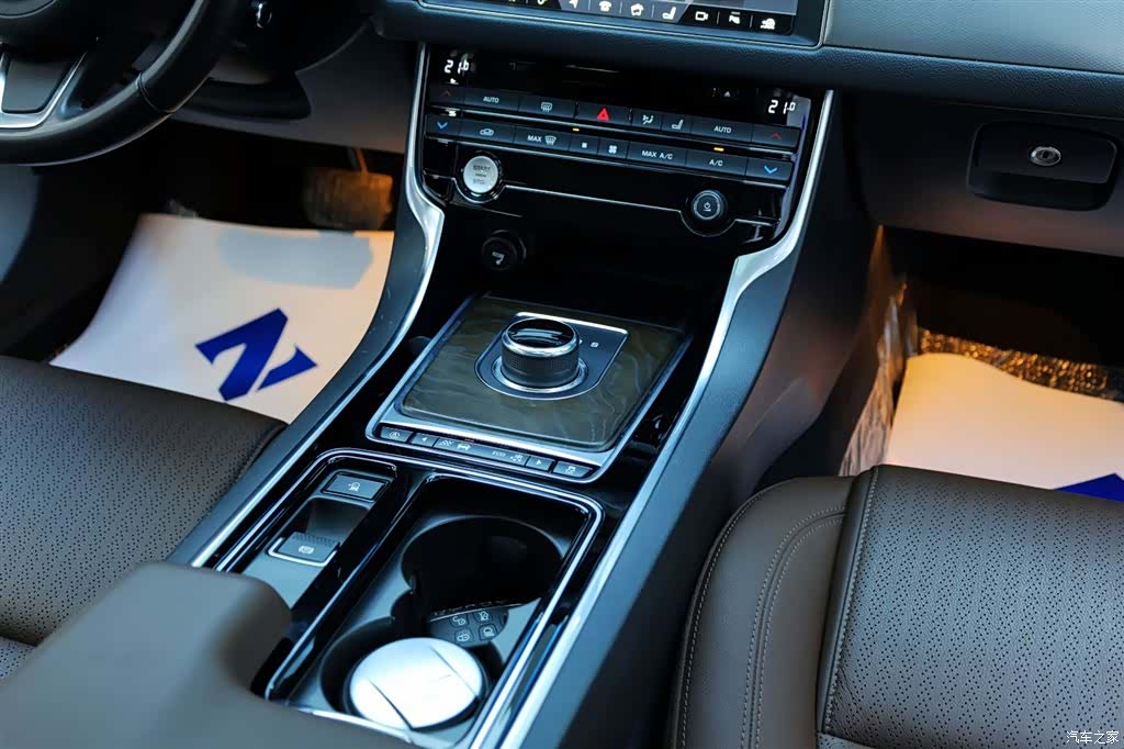 Land Rover XFL, 2018 21