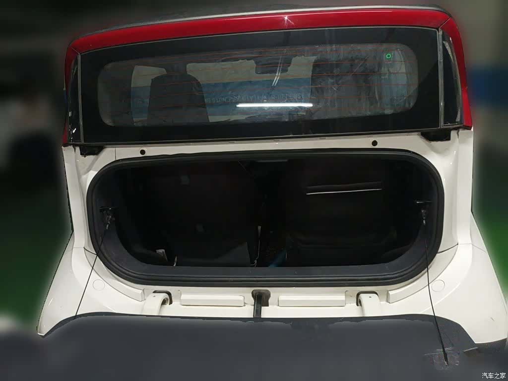 Wuling E200, 2021 10