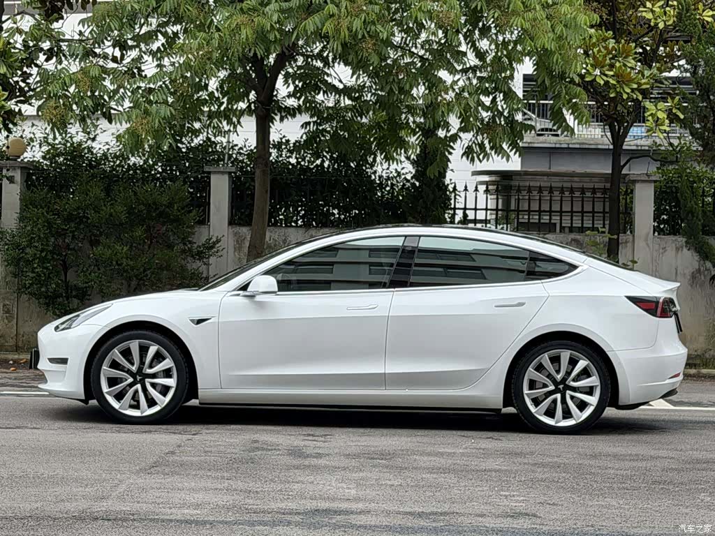 Tesla Model 3, 2020 25