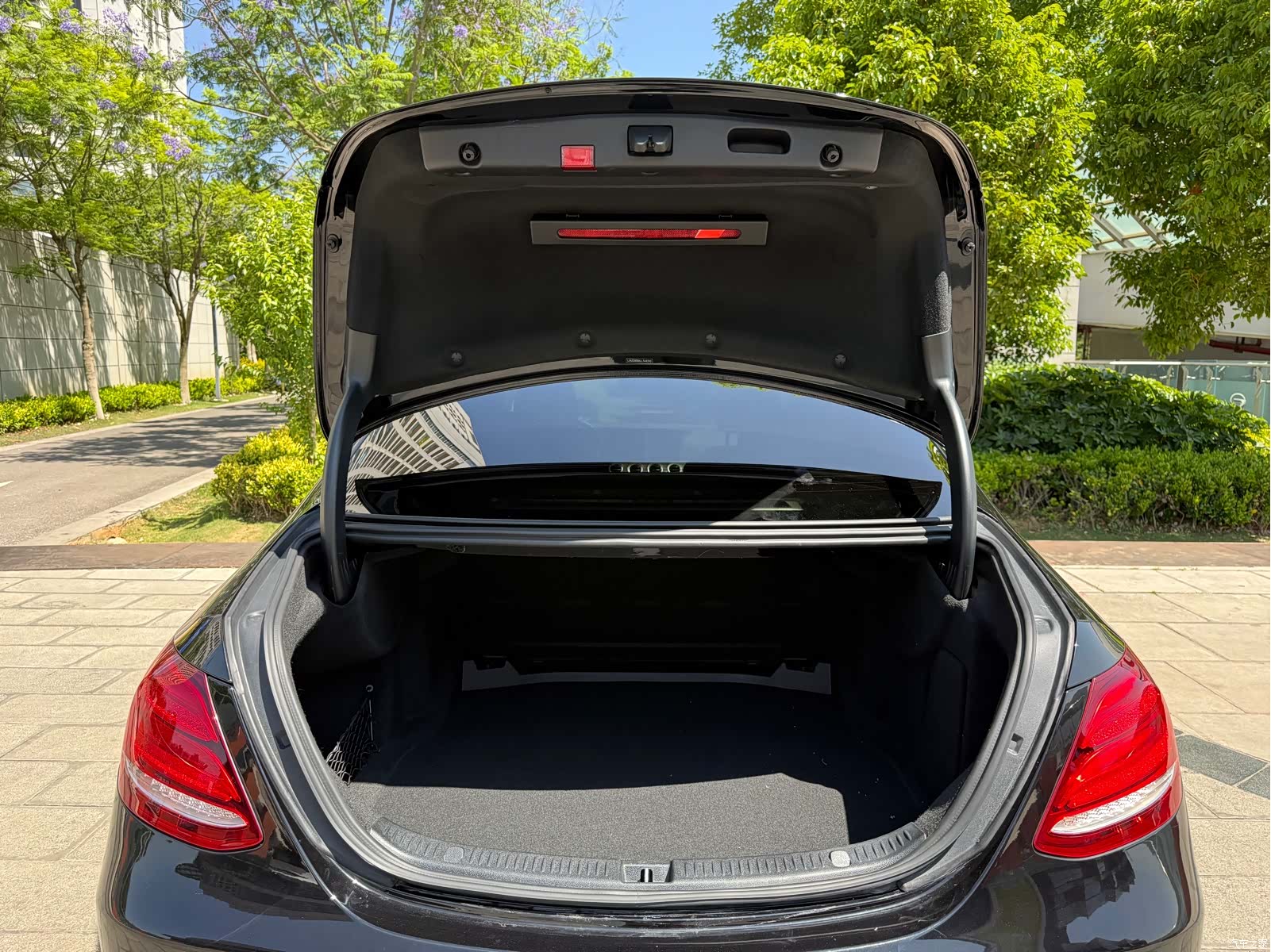 Mercedes-Benz E-Class, 2020 38