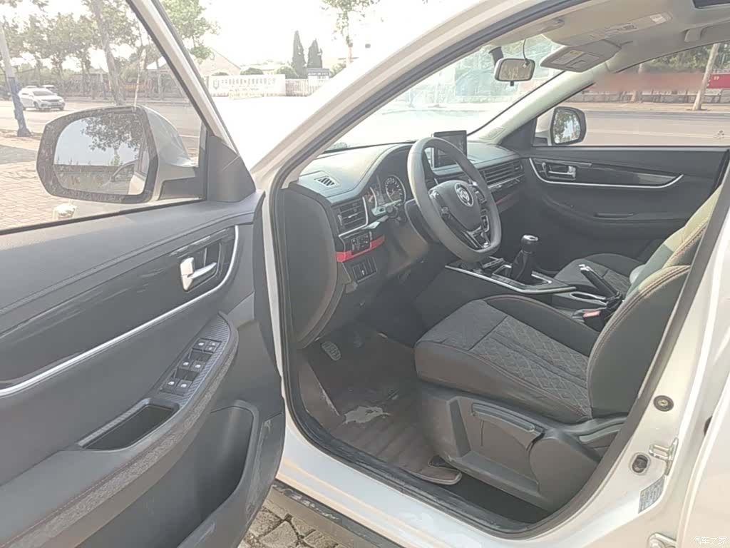 DongFeng T5, 2020 16