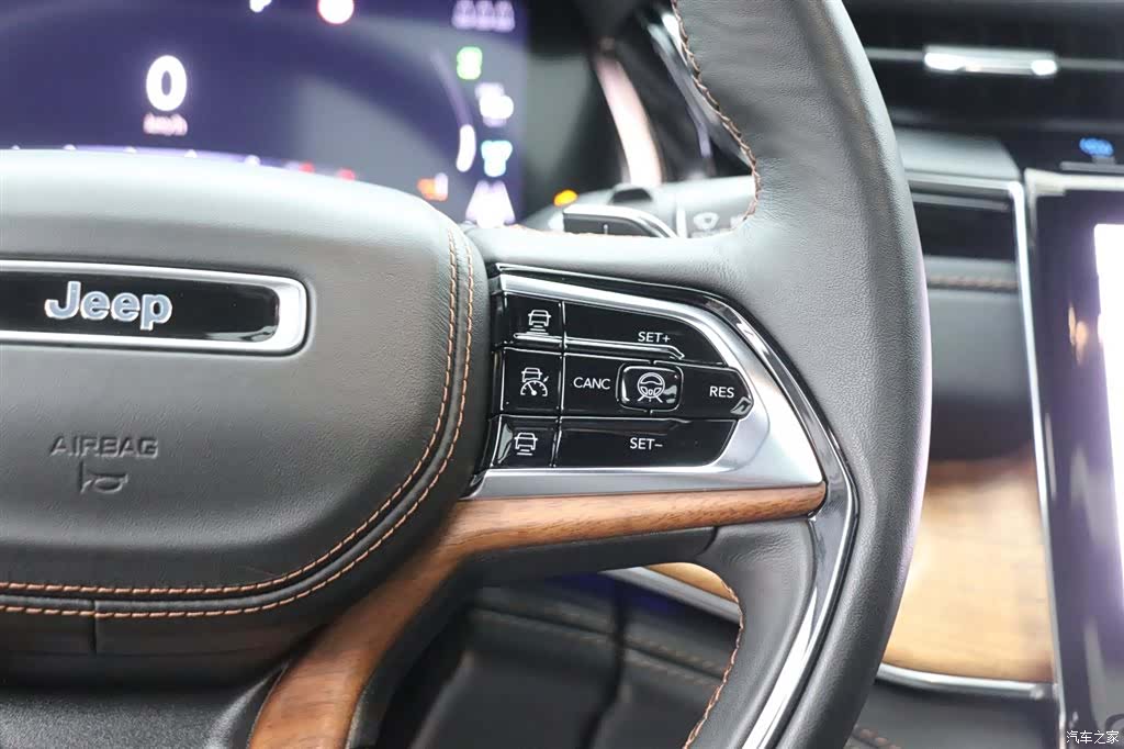 Jeep Grand Cherokee, 2023 16