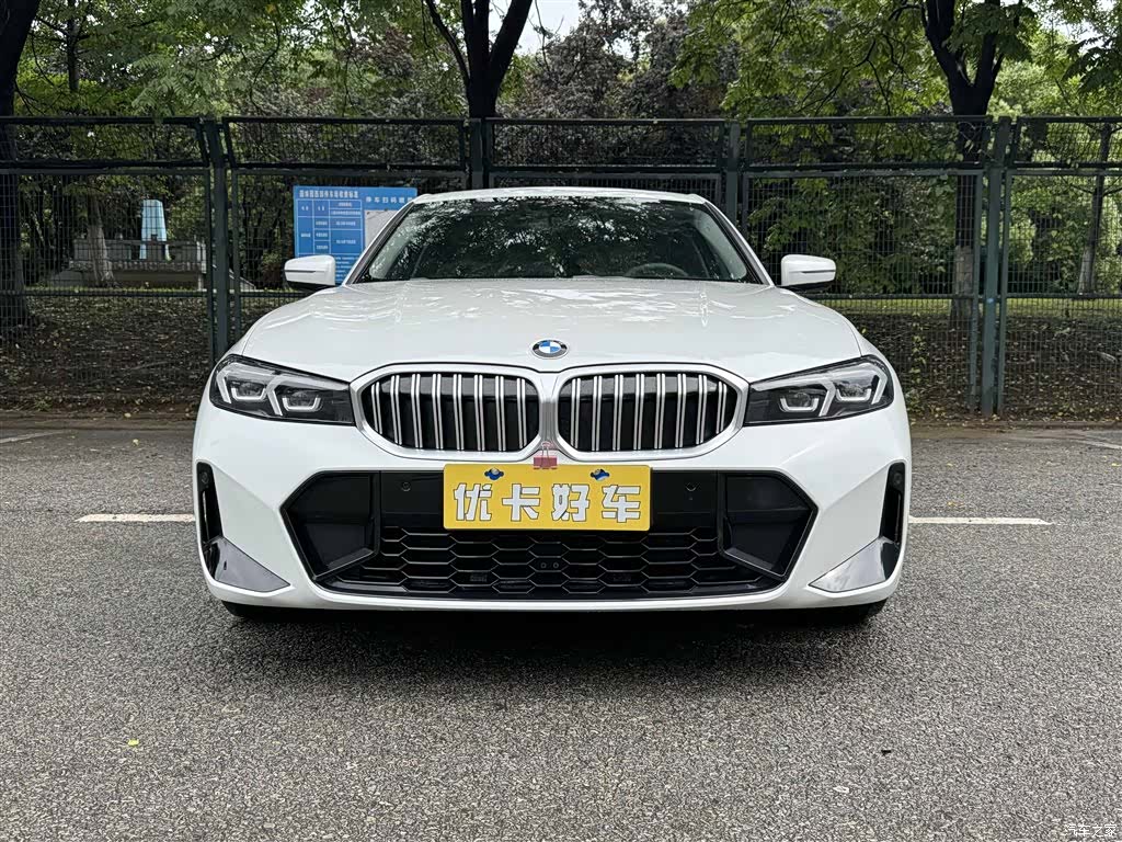 BMW 3 Series, 2023 2