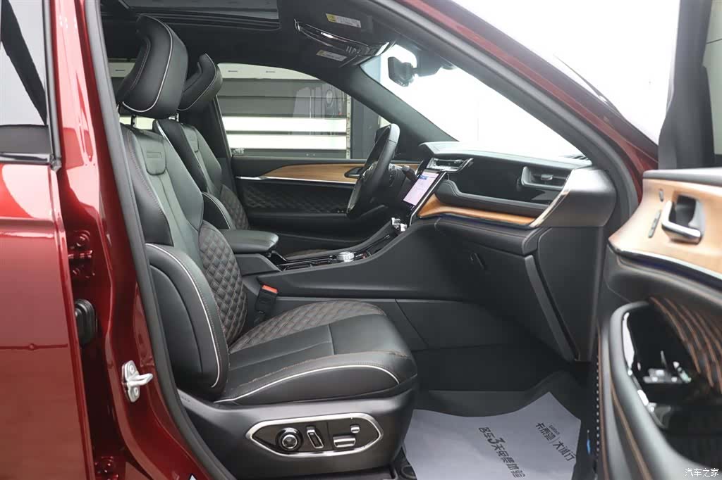 Jeep Grand Cherokee, 2023 24