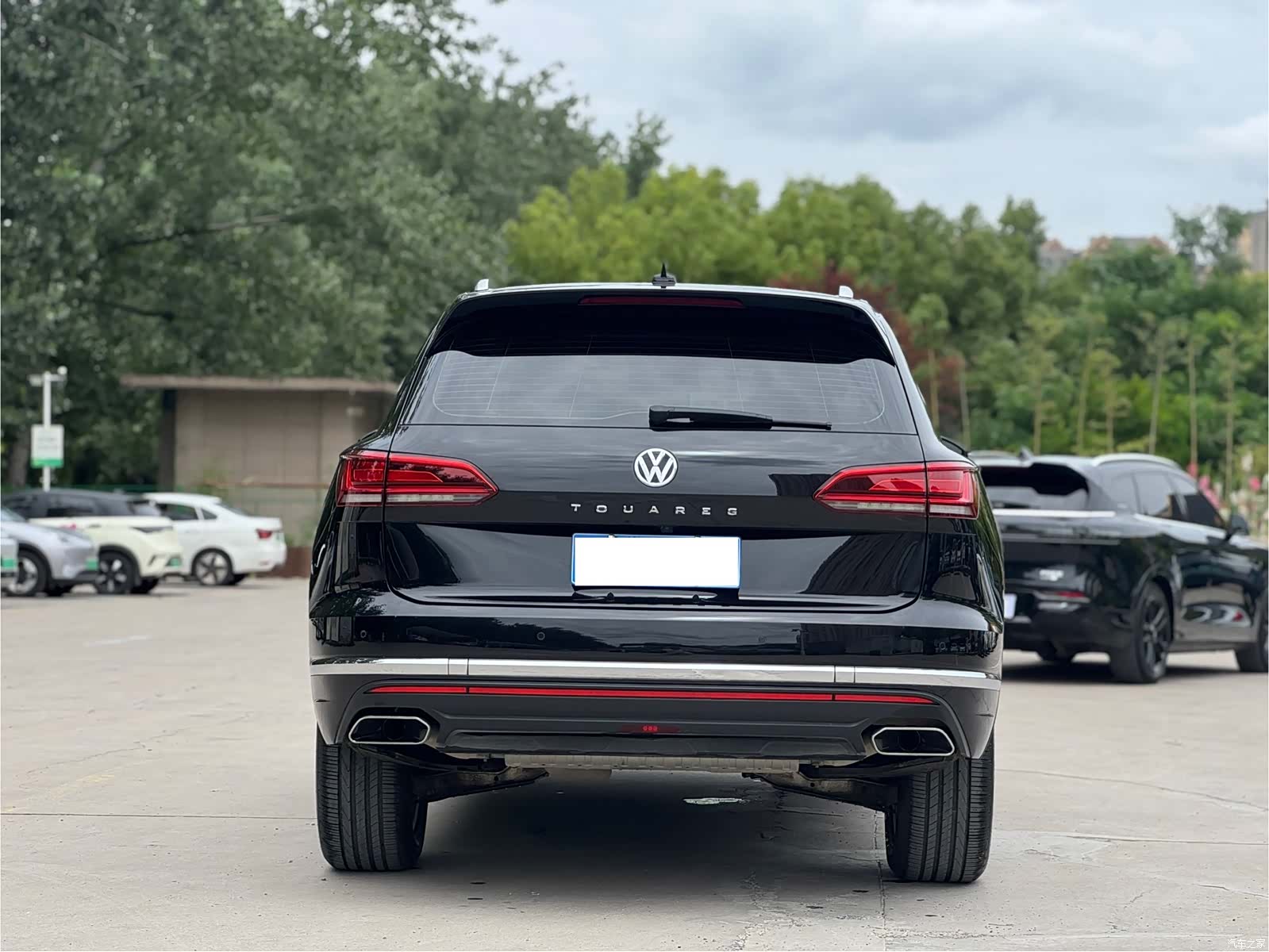 Volkswagen Touareg, 2020 все фото
