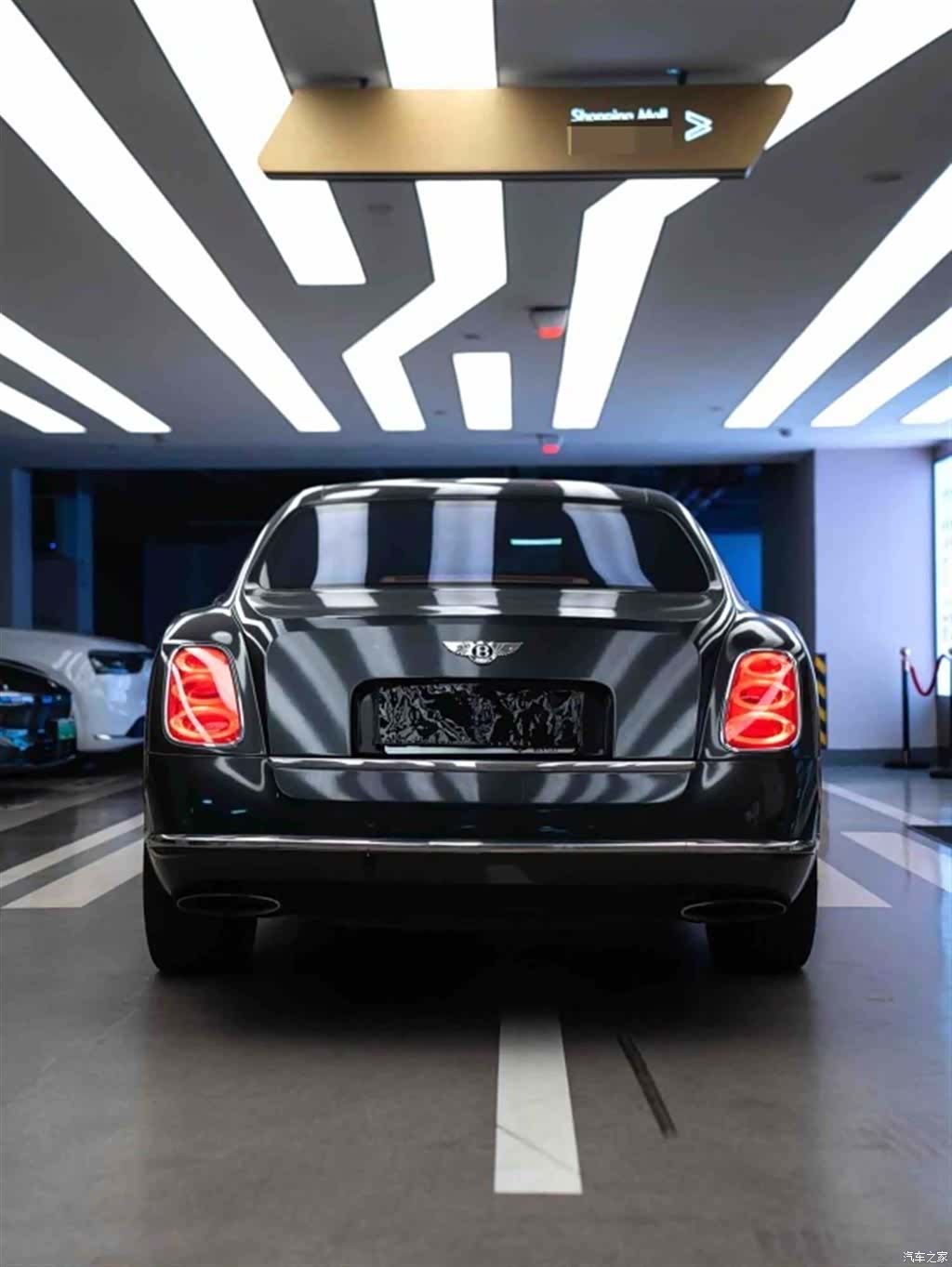 Bentley Mulsanne, 2013 10