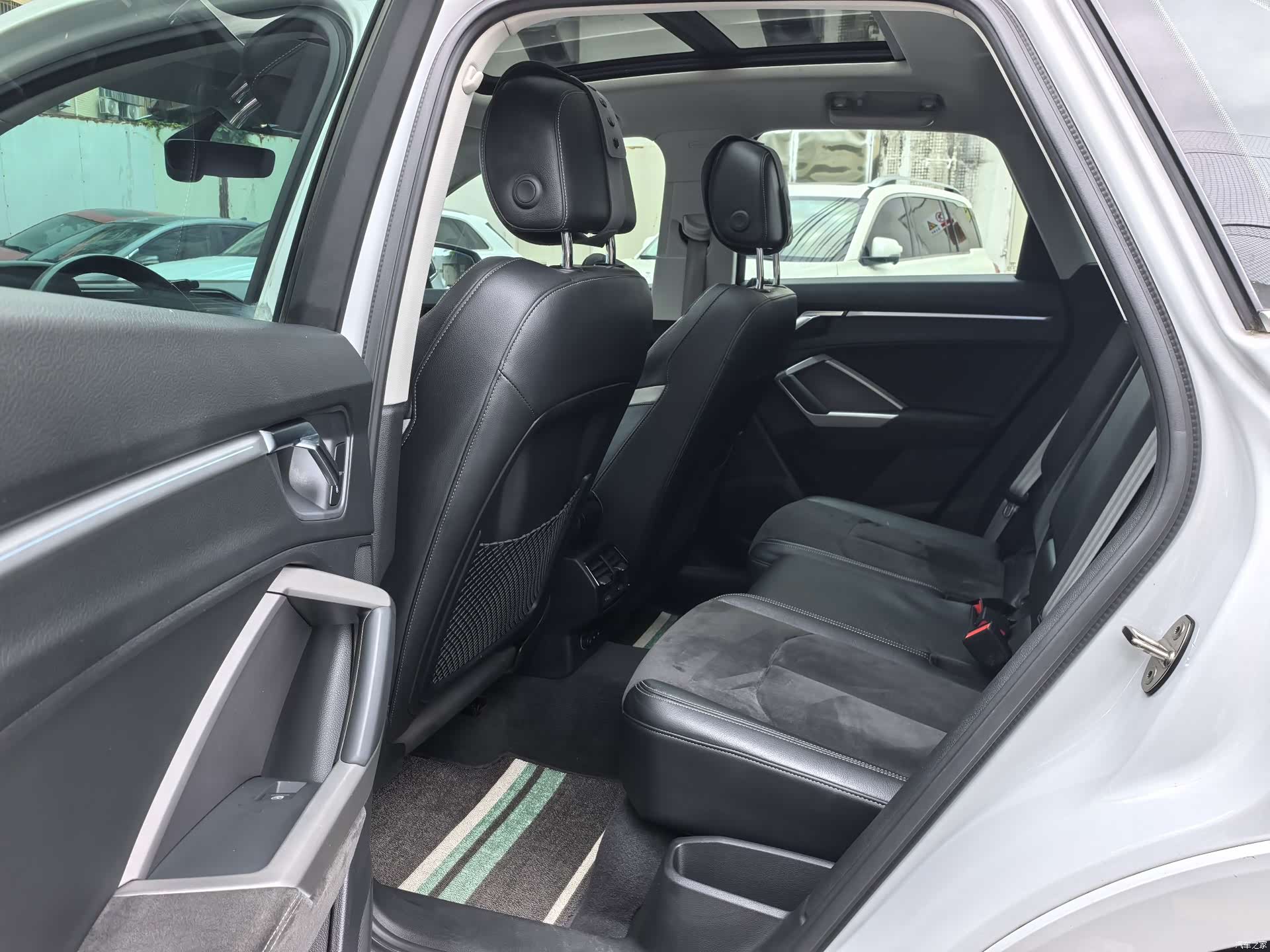 Audi Q3, 2020 все фото