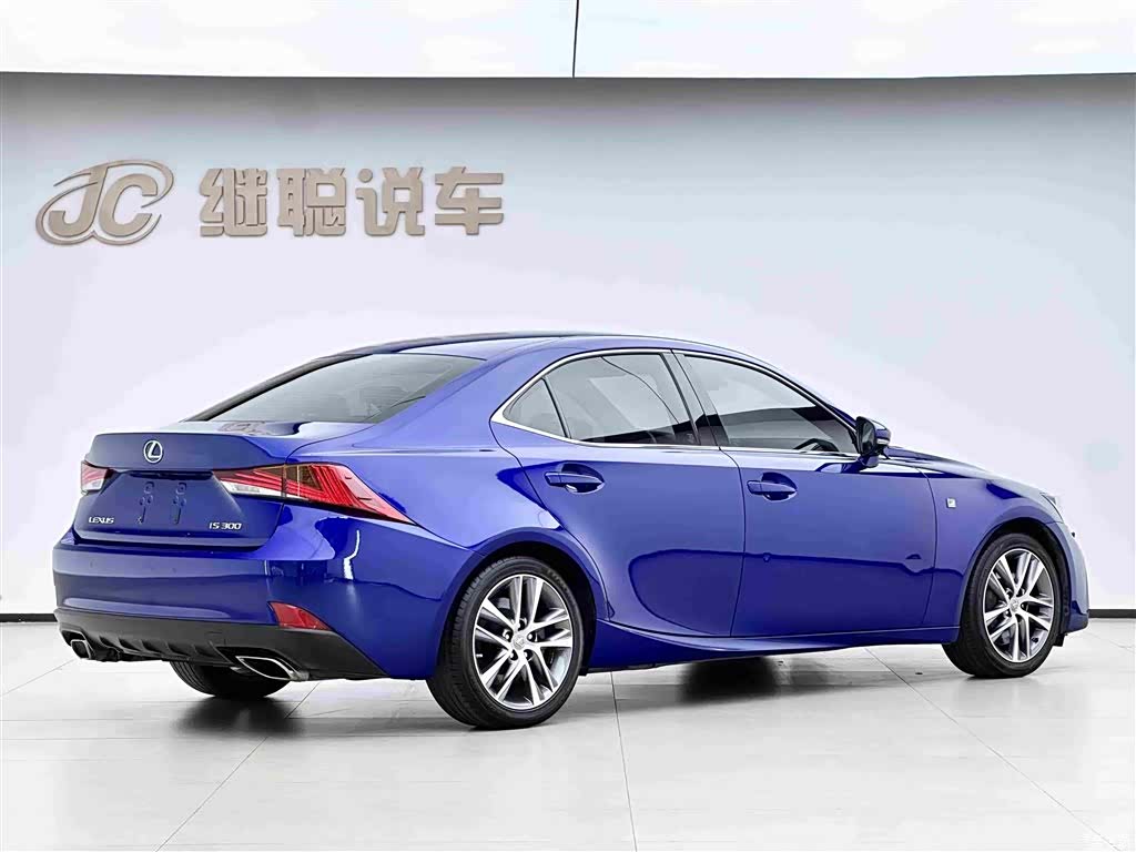 Lexus IS, 2019 все фото