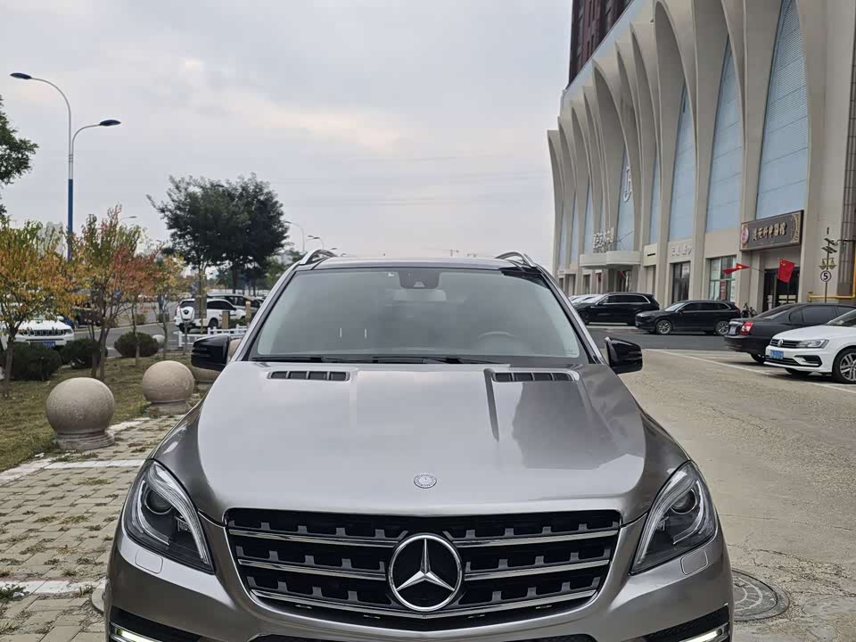 Mercedes-Benz M class