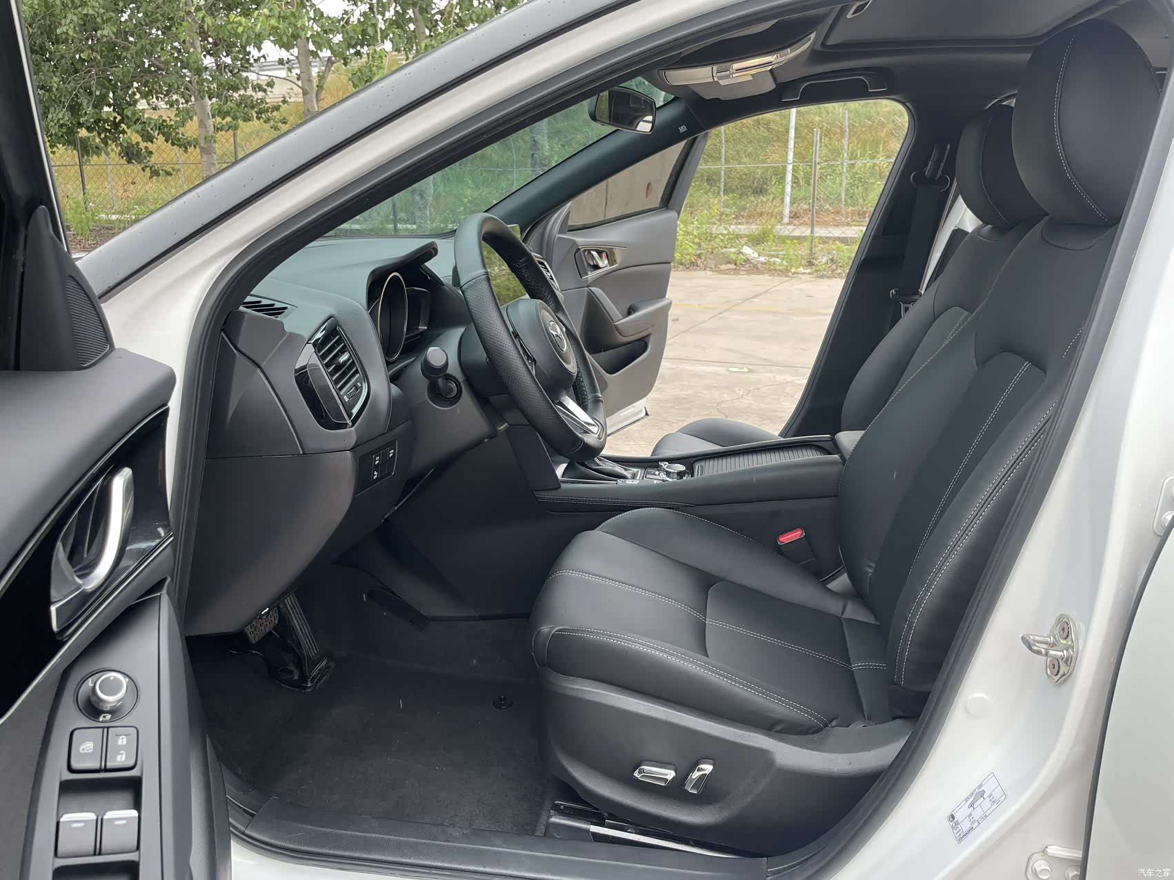 Mazda CX-4, 2023 7