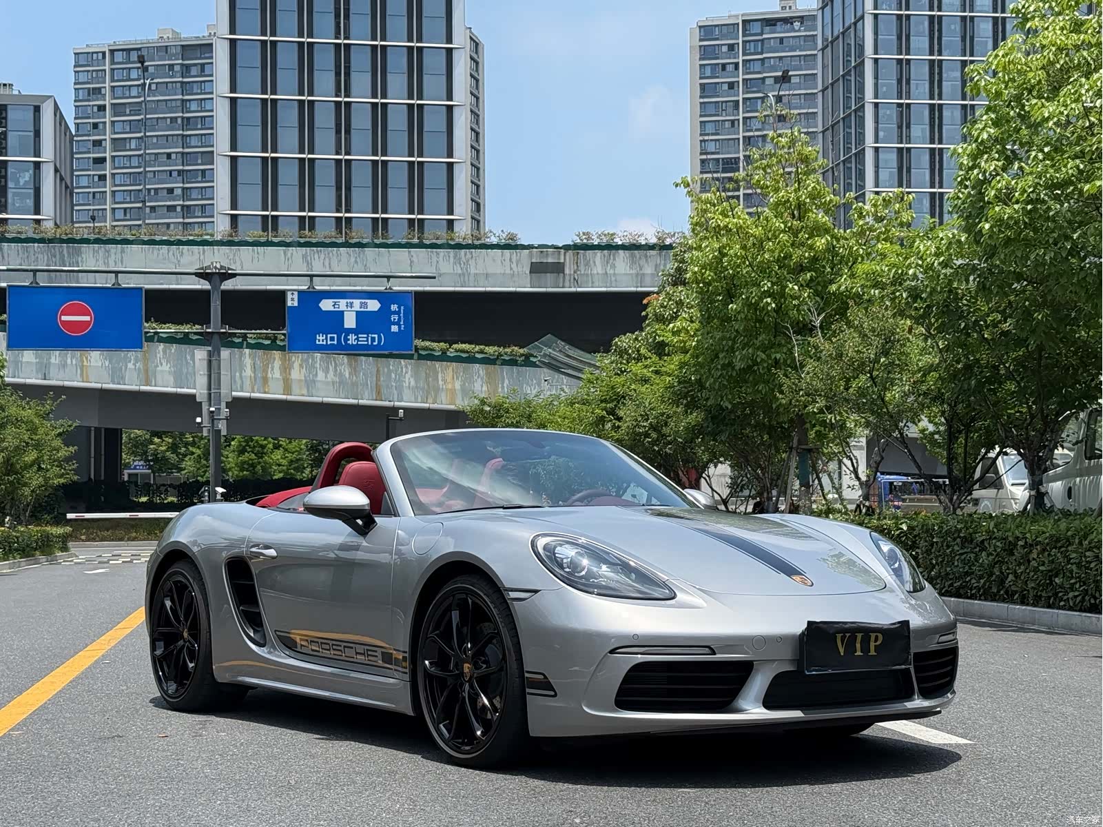 Porsche Boxster, 2026 3
