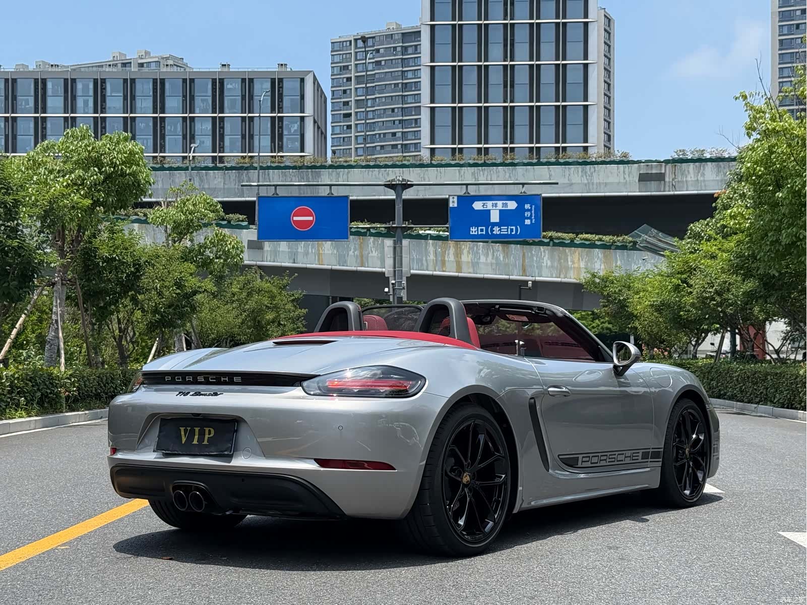 Porsche Boxster, 2026 все фото