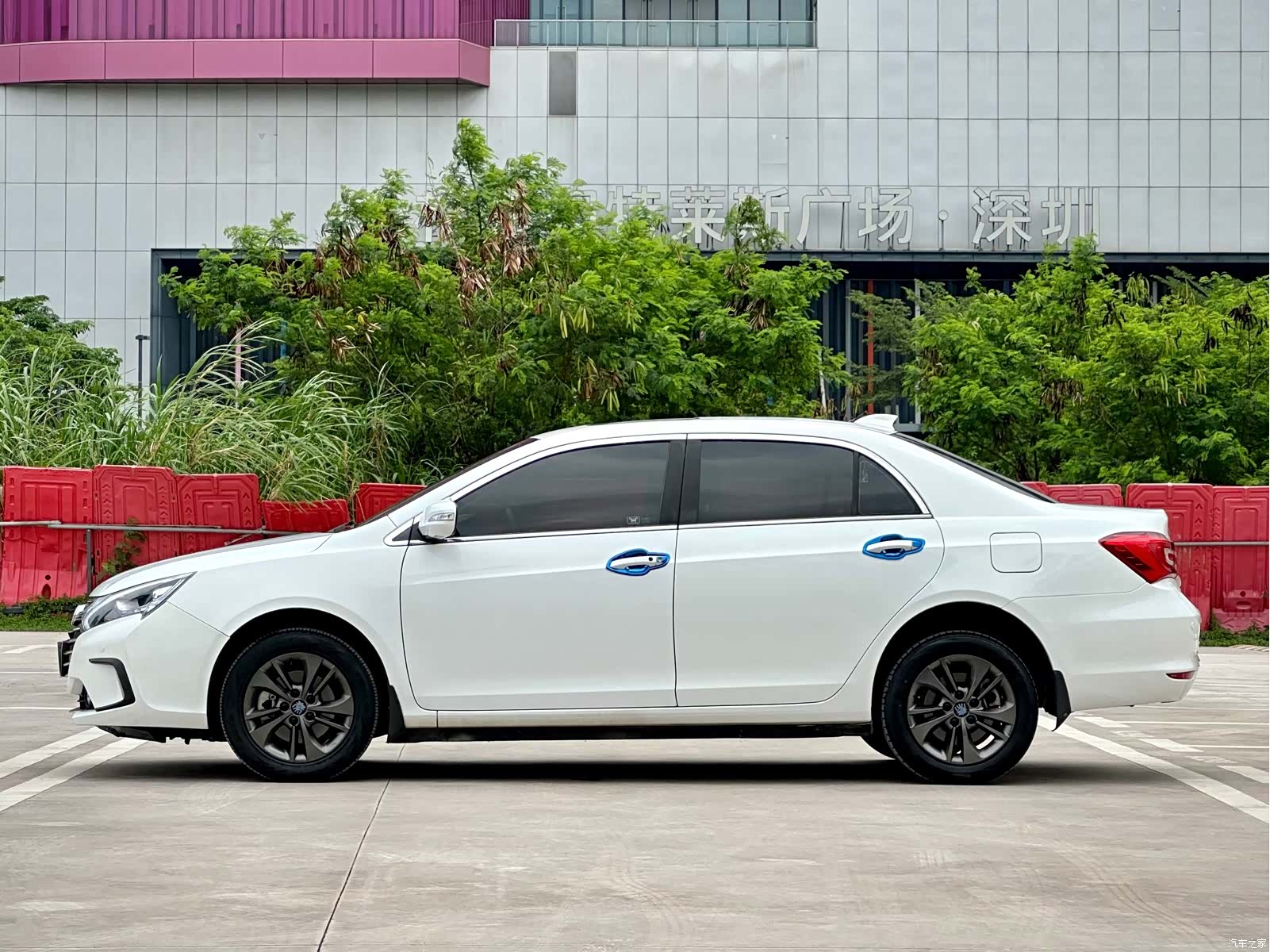 BYD Qin, 2018 7