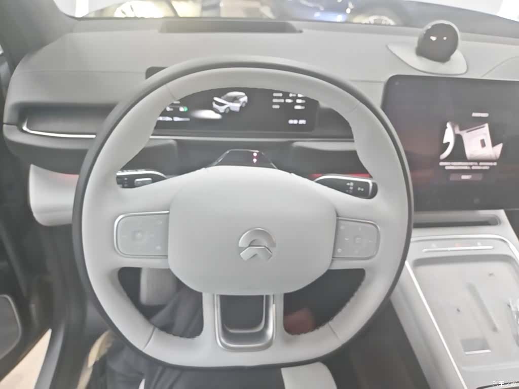 NIO ES6, 2025 11