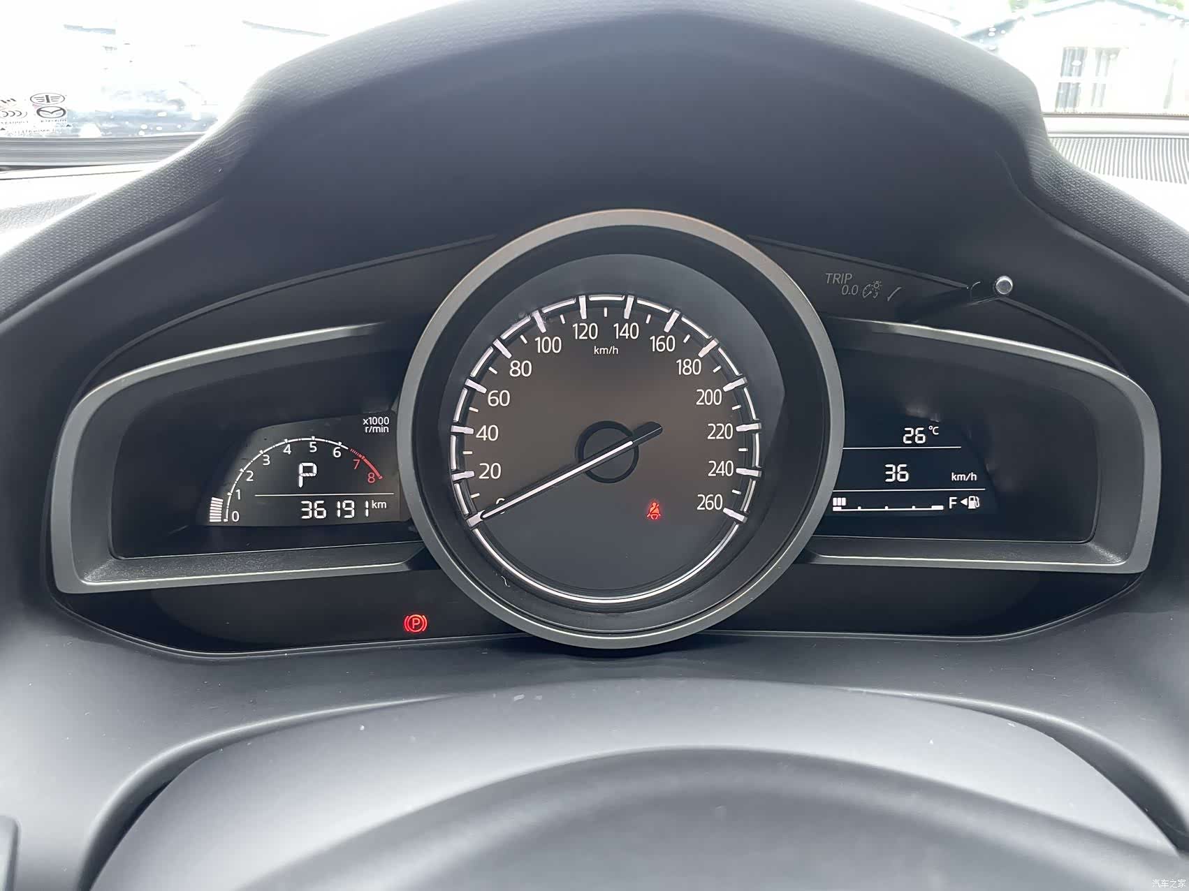 Mazda CX-4, 2023 15