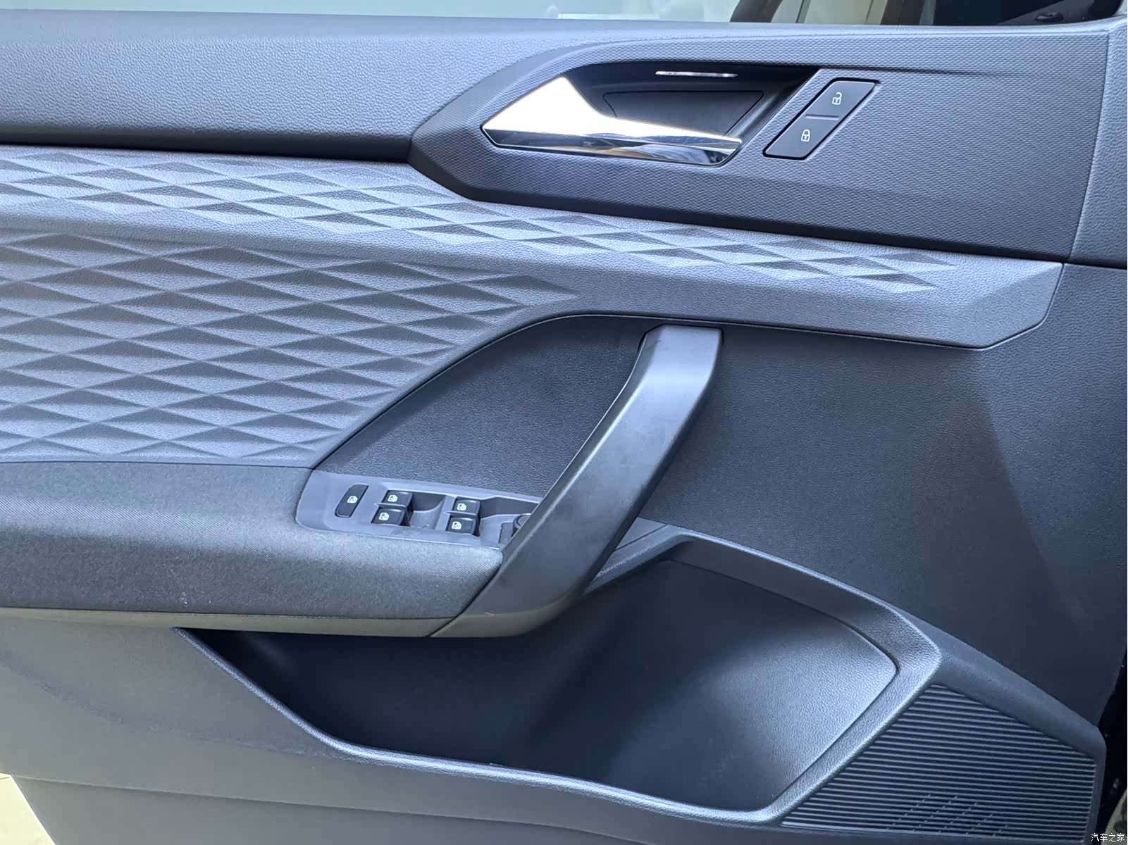 Volkswagen Tharu, 2022 18