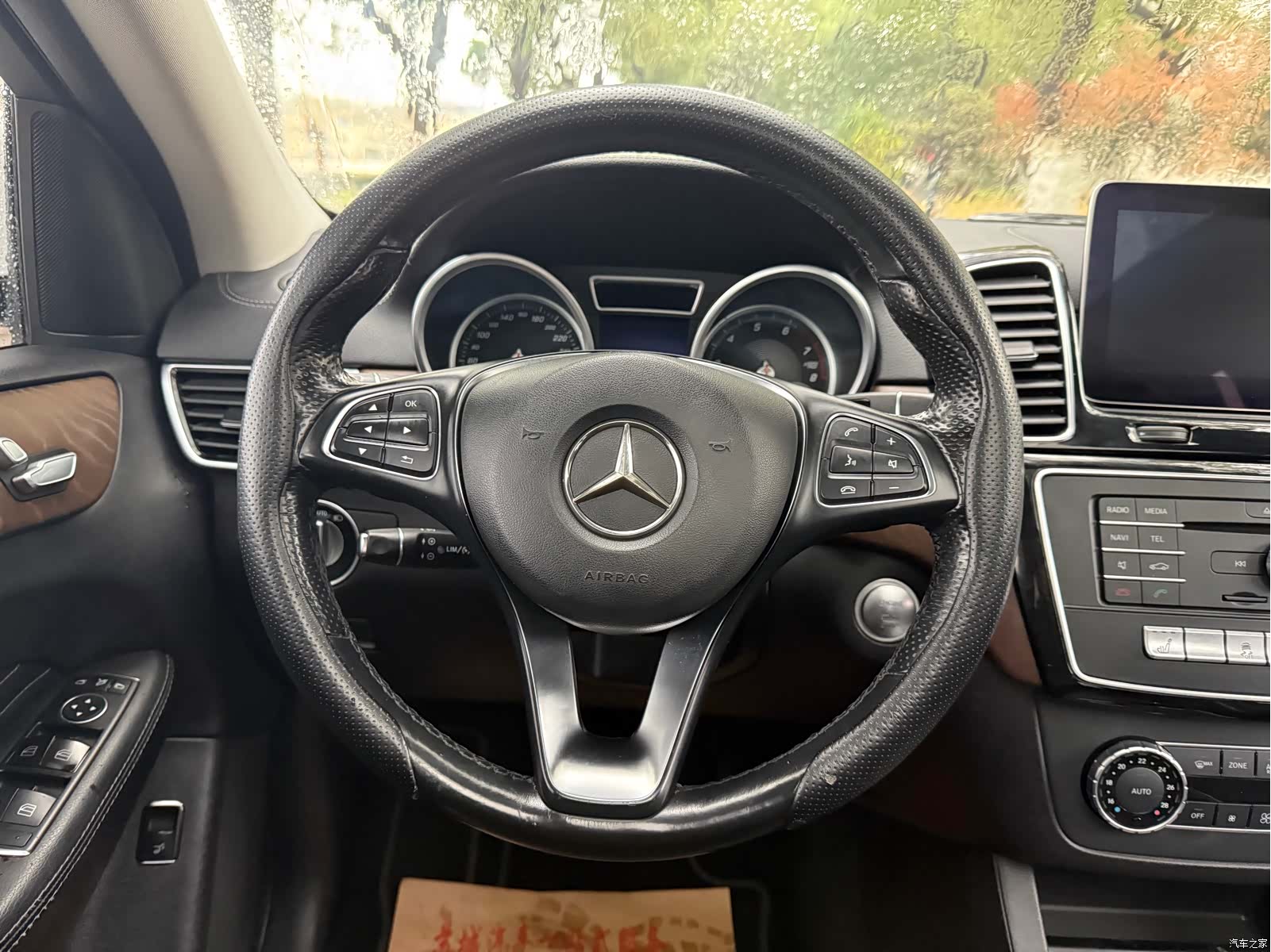 Mercedes-Benz GLE, 2016 19