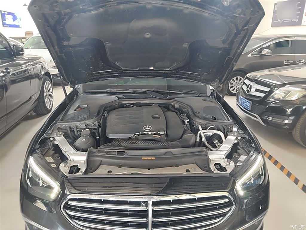 Mercedes-Benz E-Class, 2022 20