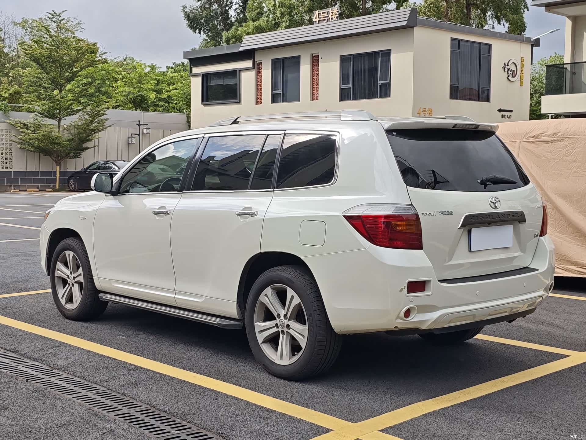 Toyota Highlander, 2011 4