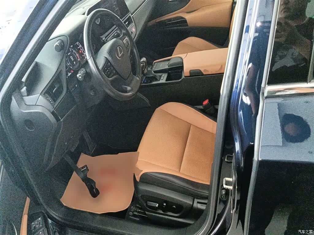 Lexus ES, 2022 15