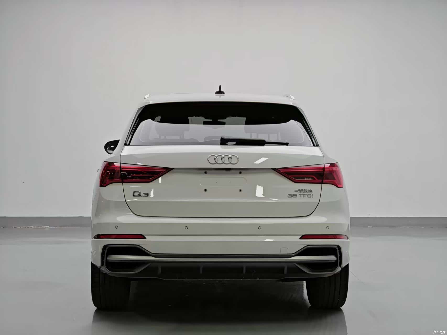 Audi Q3, 2023 все фото