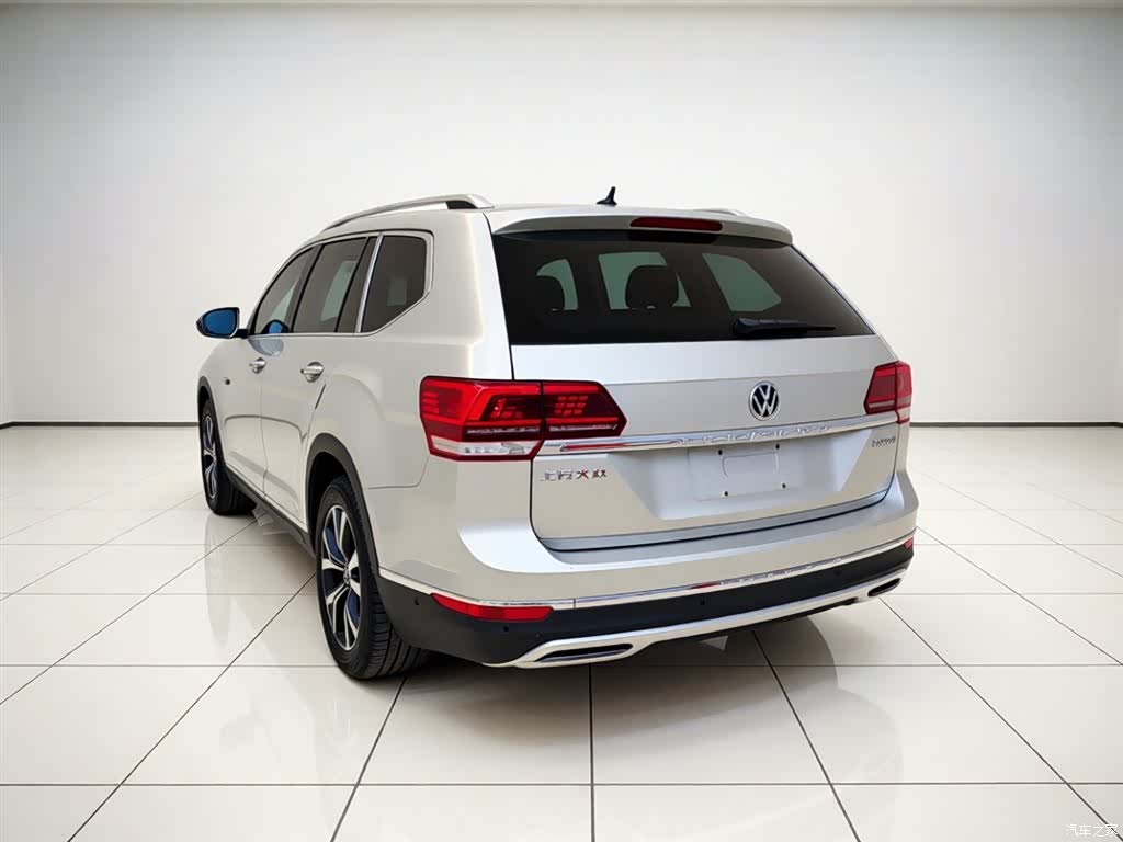 Volkswagen Teramont, 2020 4