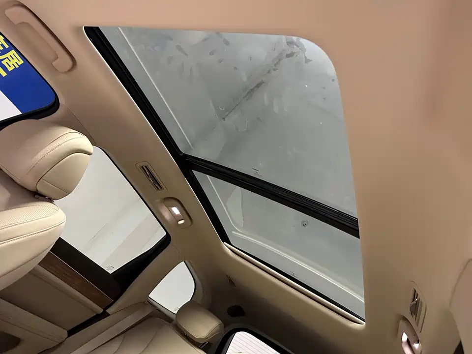 AITO Ask the world M7