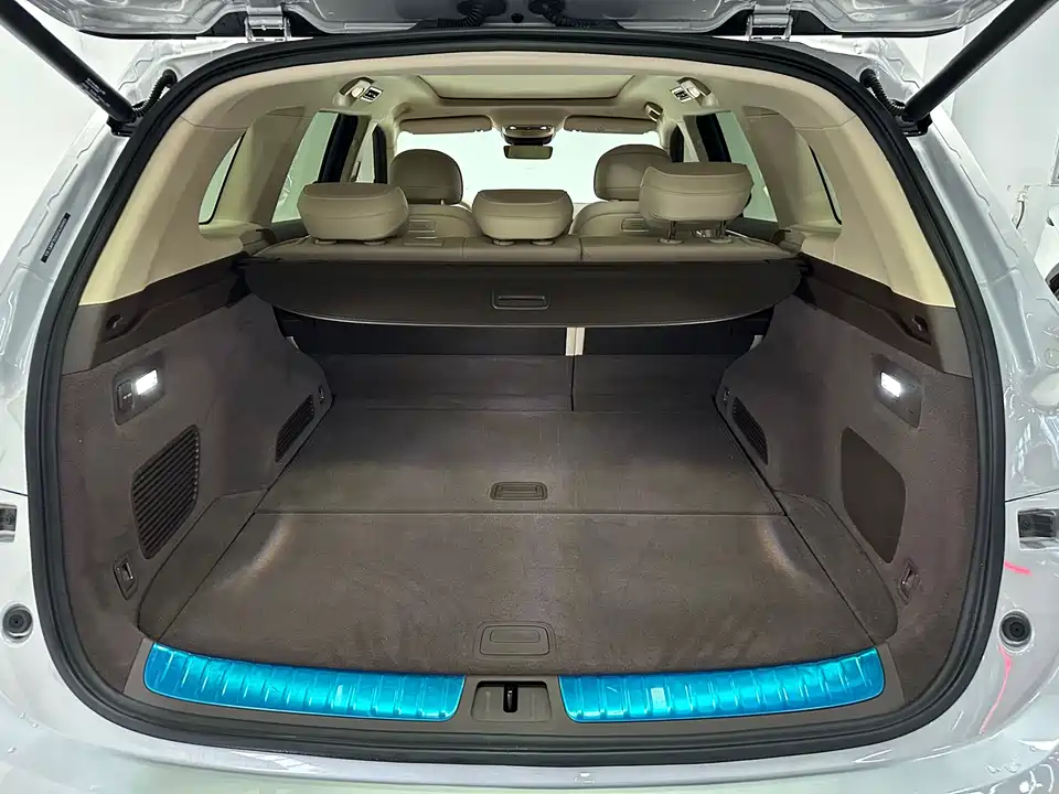 AITO Ask the world M7