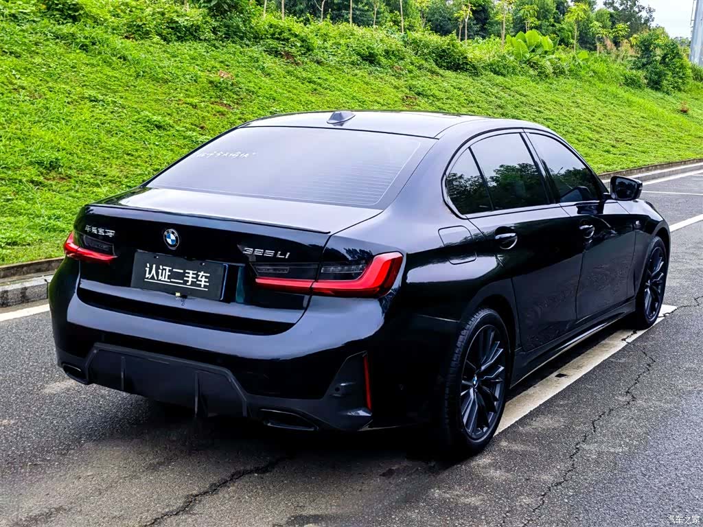 BMW 3 Series, 2024 7