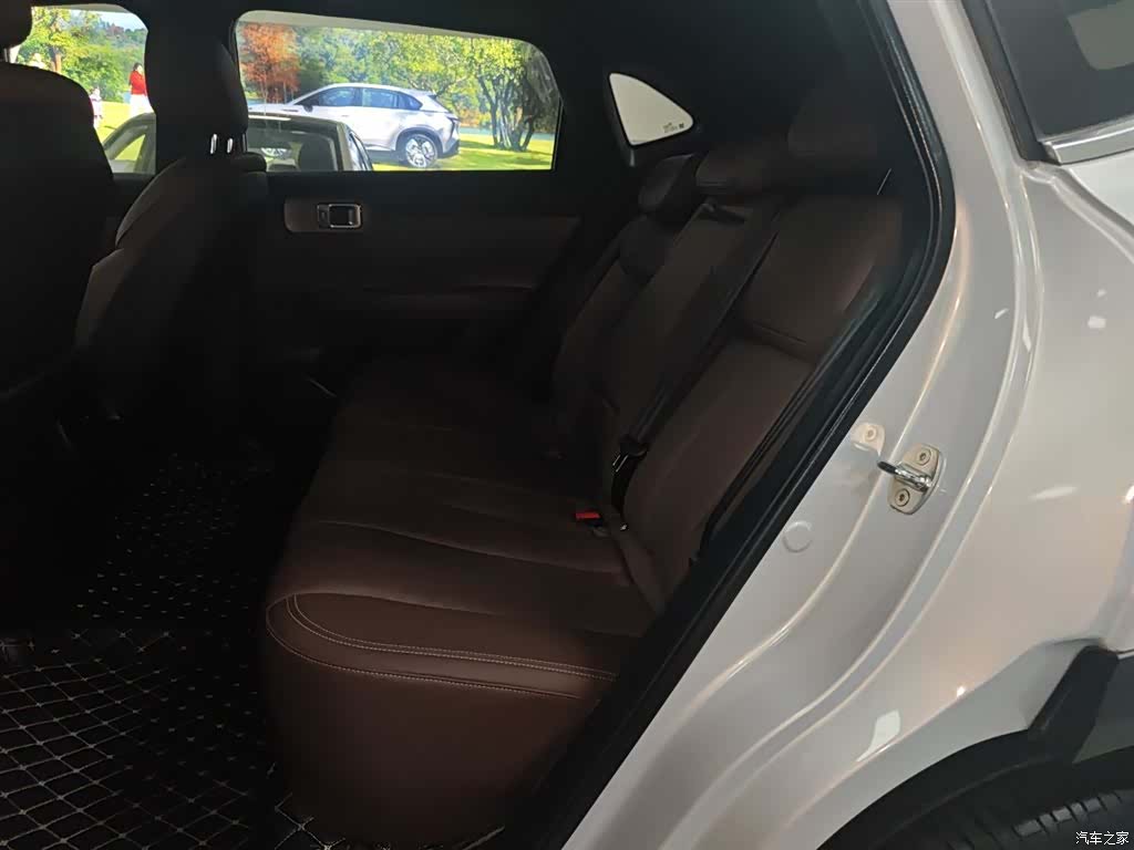 Wuling Starlight, 2024 17