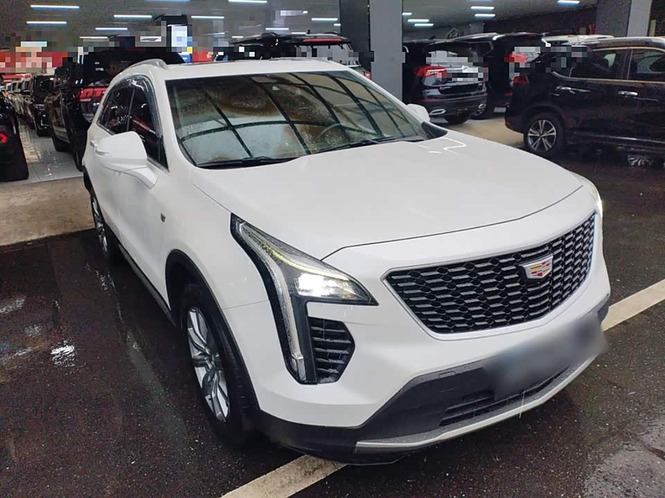Cadillac XT4