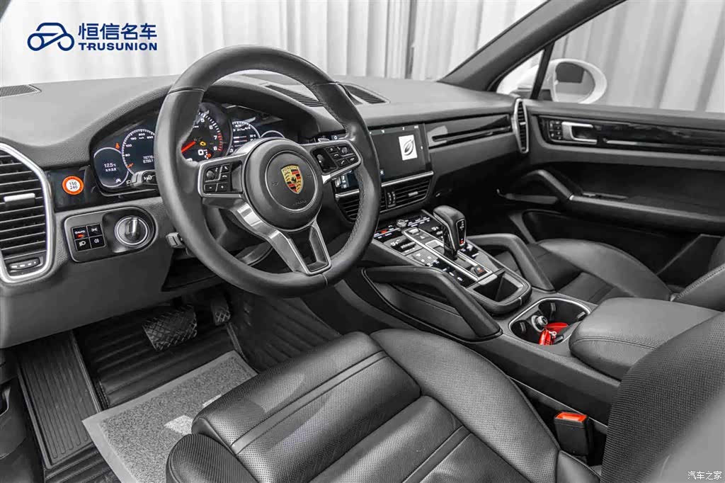 Porsche Cayenne, 2018 12
