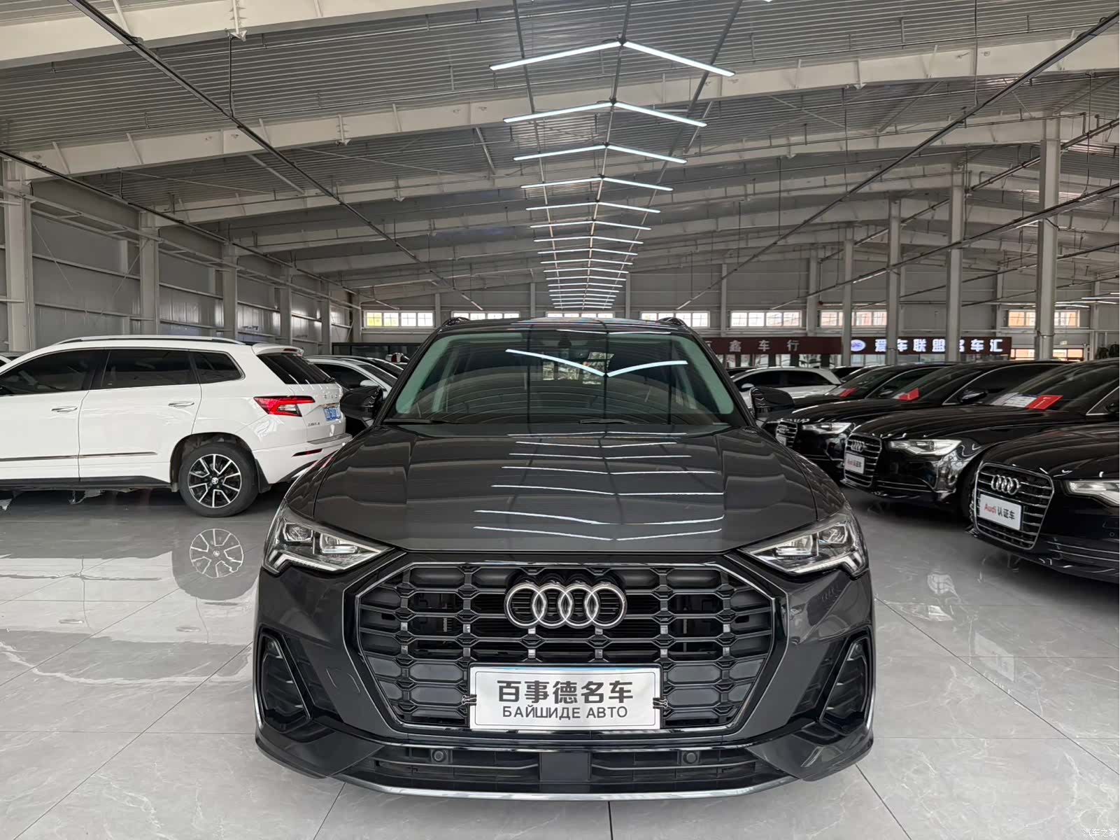 Audi Q3, 2022 2