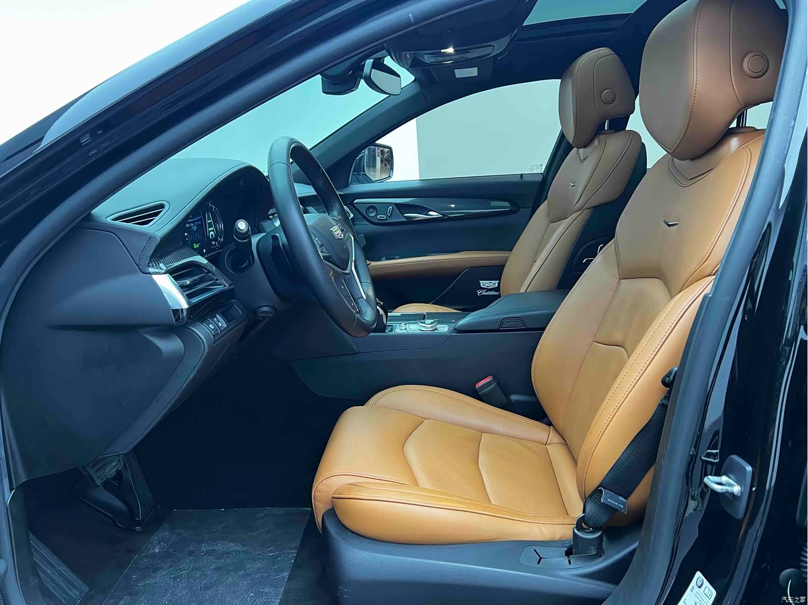 Cadillac CT6, 2021 4