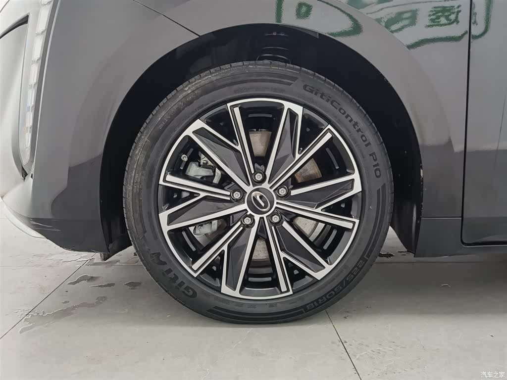 Trumpchi E8, 2024 17
