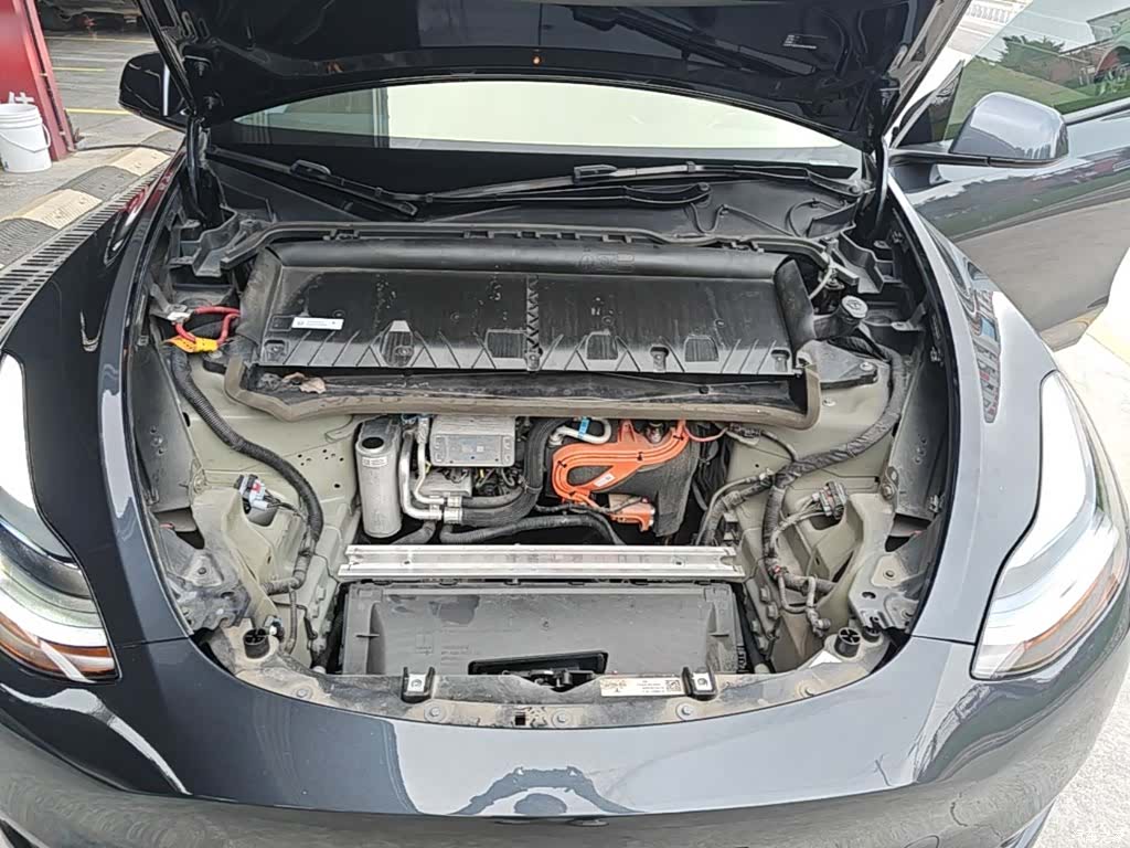 Tesla Model Y, 2024 20