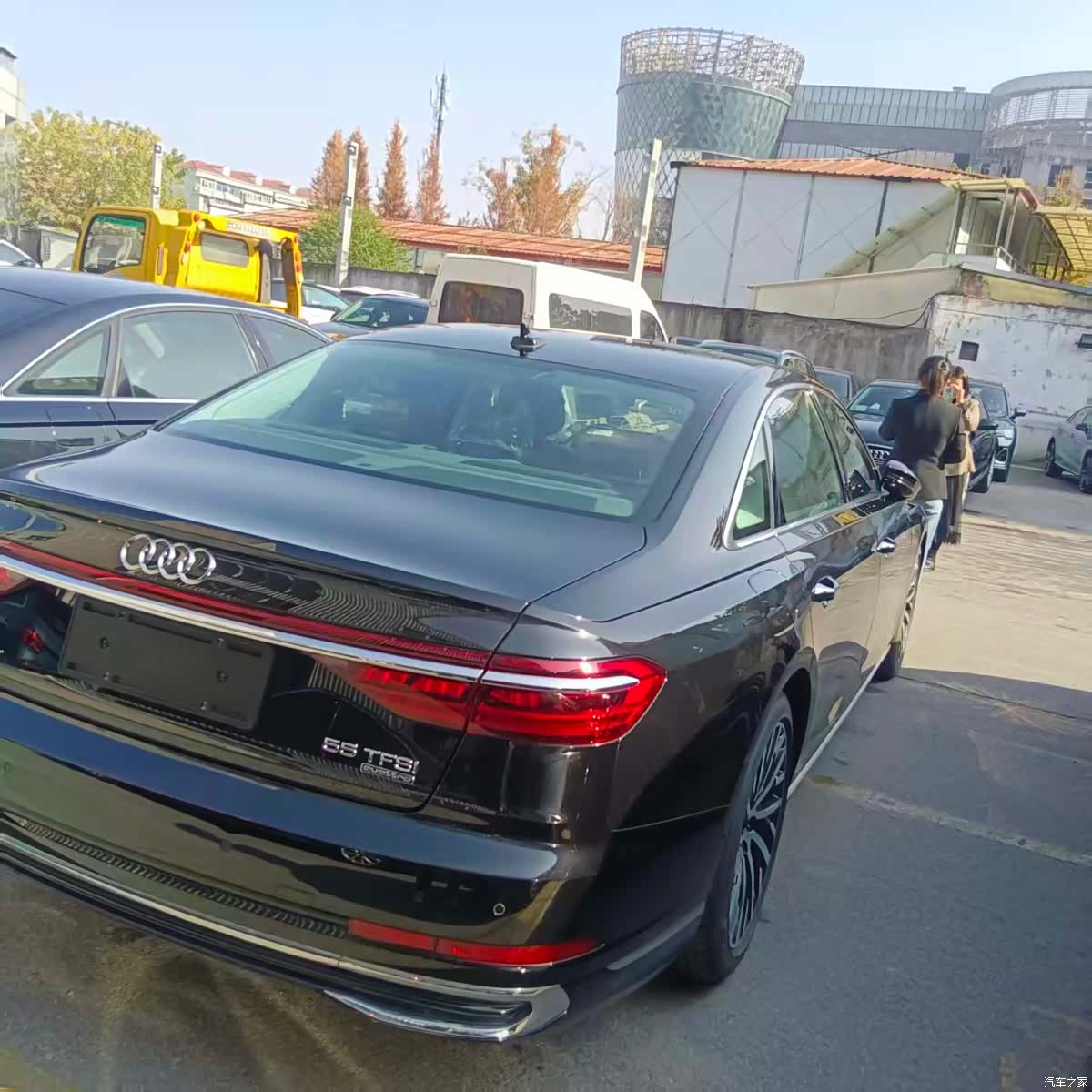 Audi A8L, 1900 3