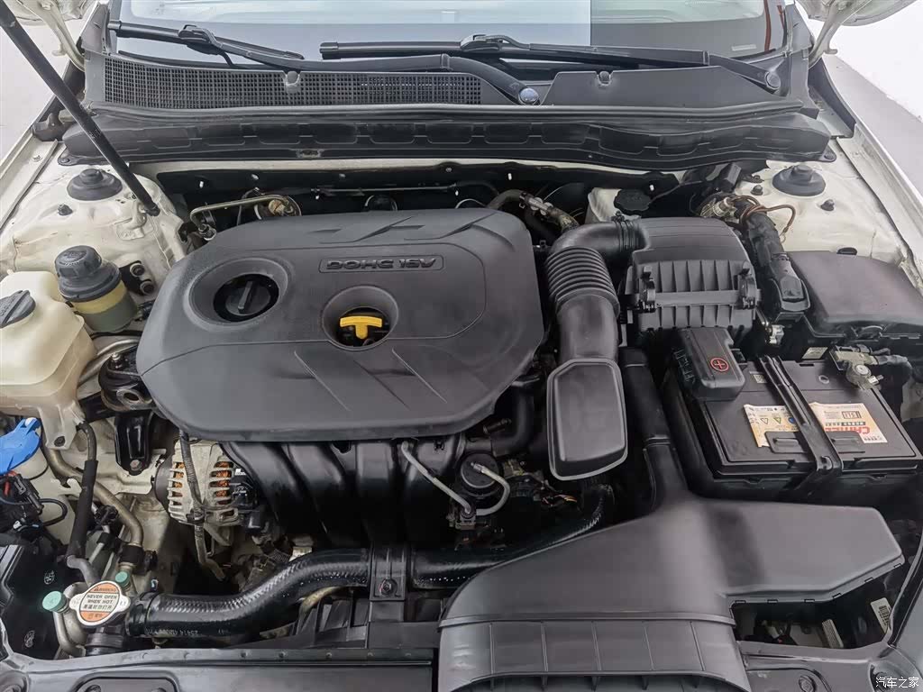 Kia K5, 2013 6