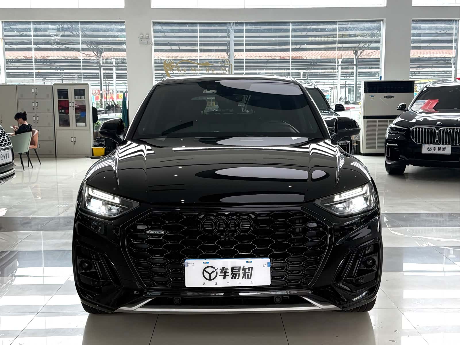 Audi Q5L, 2022 2