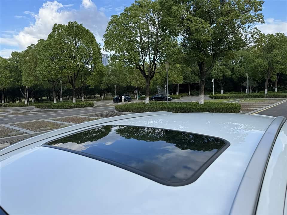 Geely Vision X3
