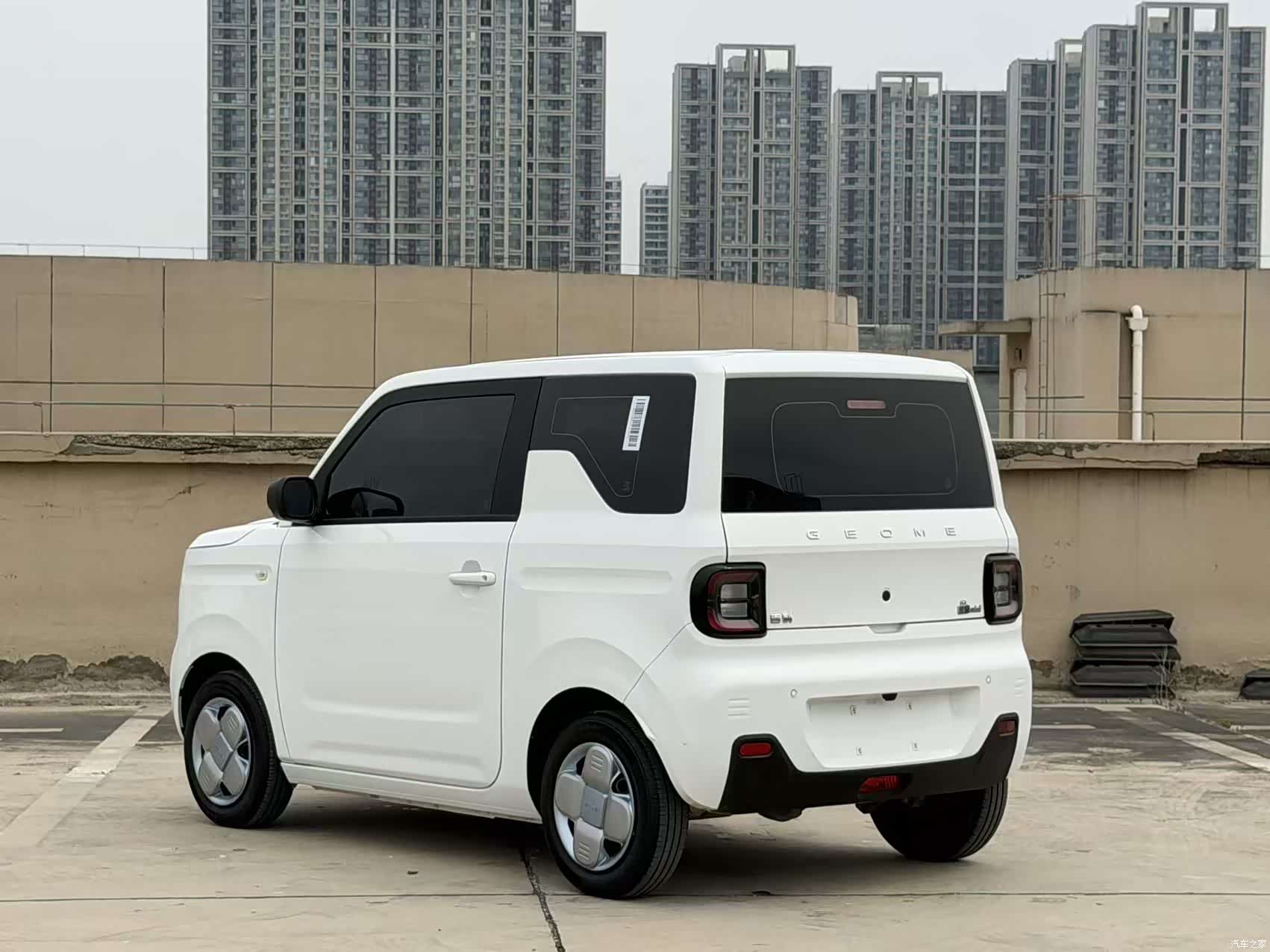 Geely Panda, 2025 6