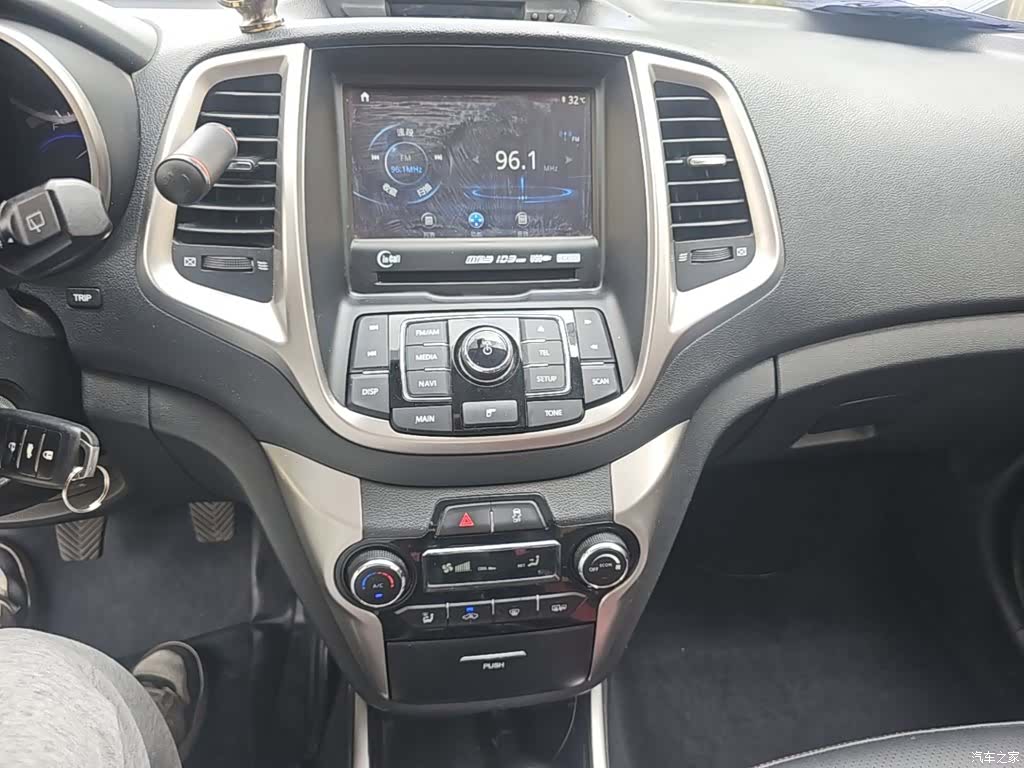 Changan Eado, 2016 13