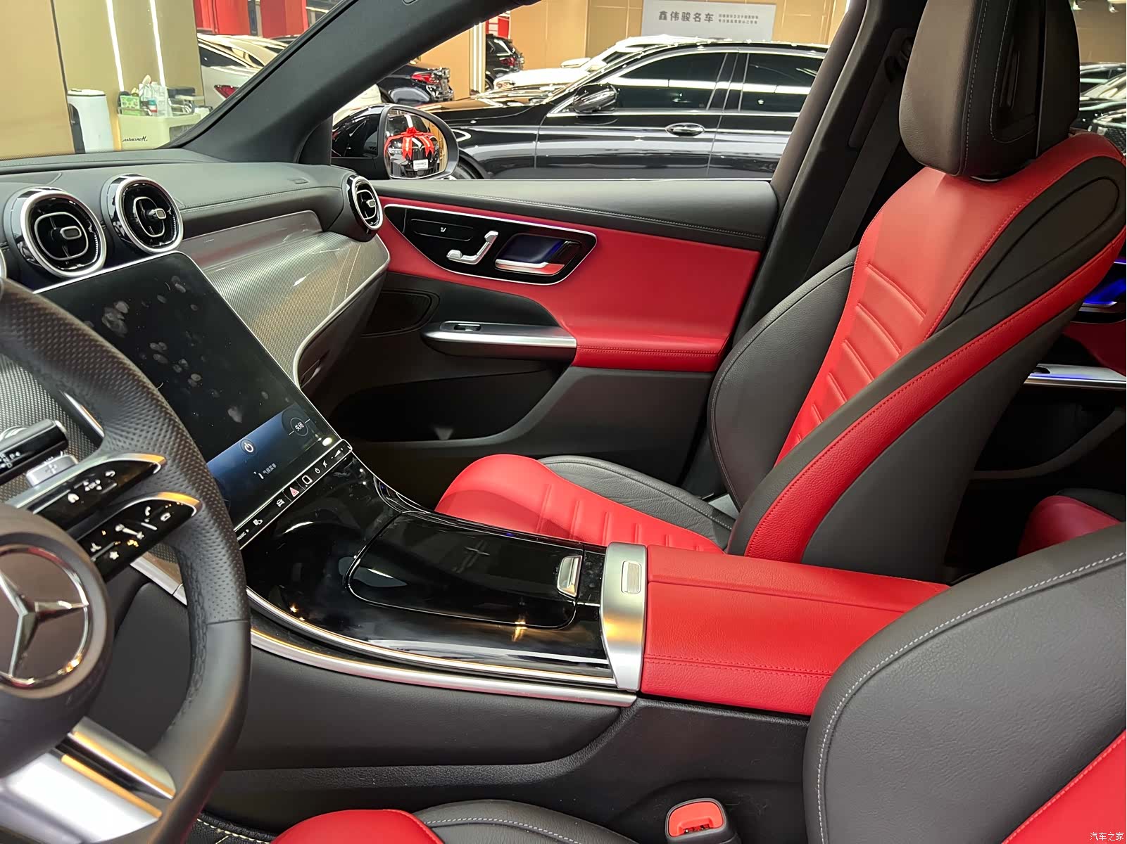 Mercedes-Benz GLC, 2024 9