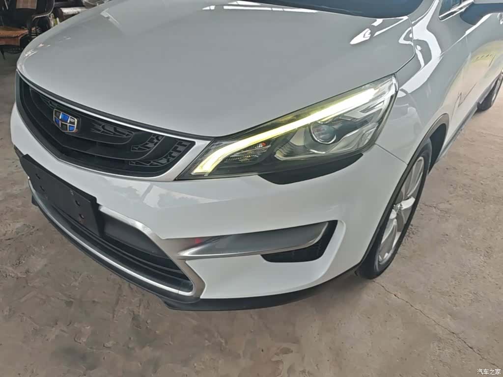 Geely Emgrand, 2017 24