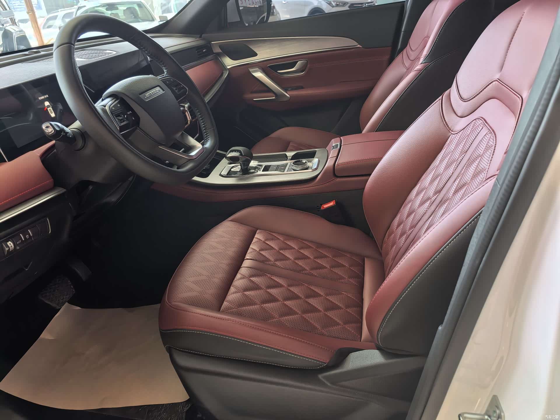 Jetour X70, 2025 7