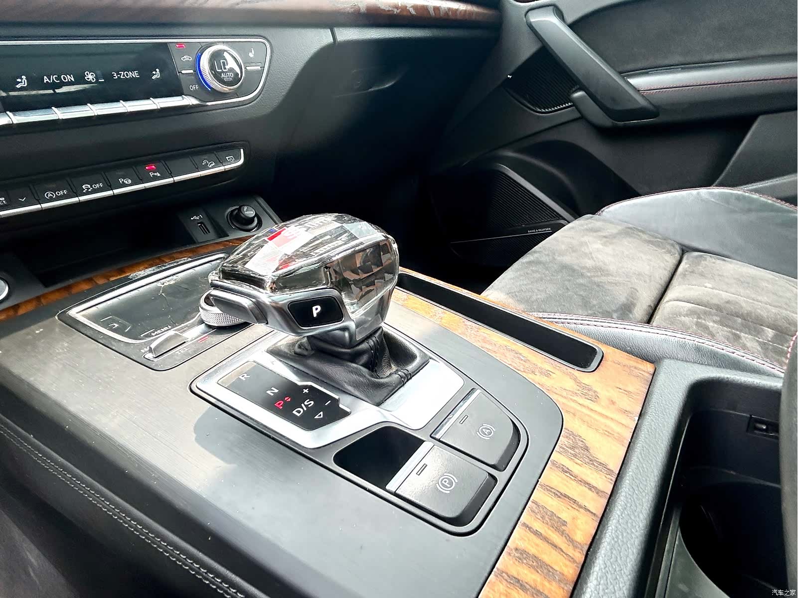 Audi Q5L, 2020 14
