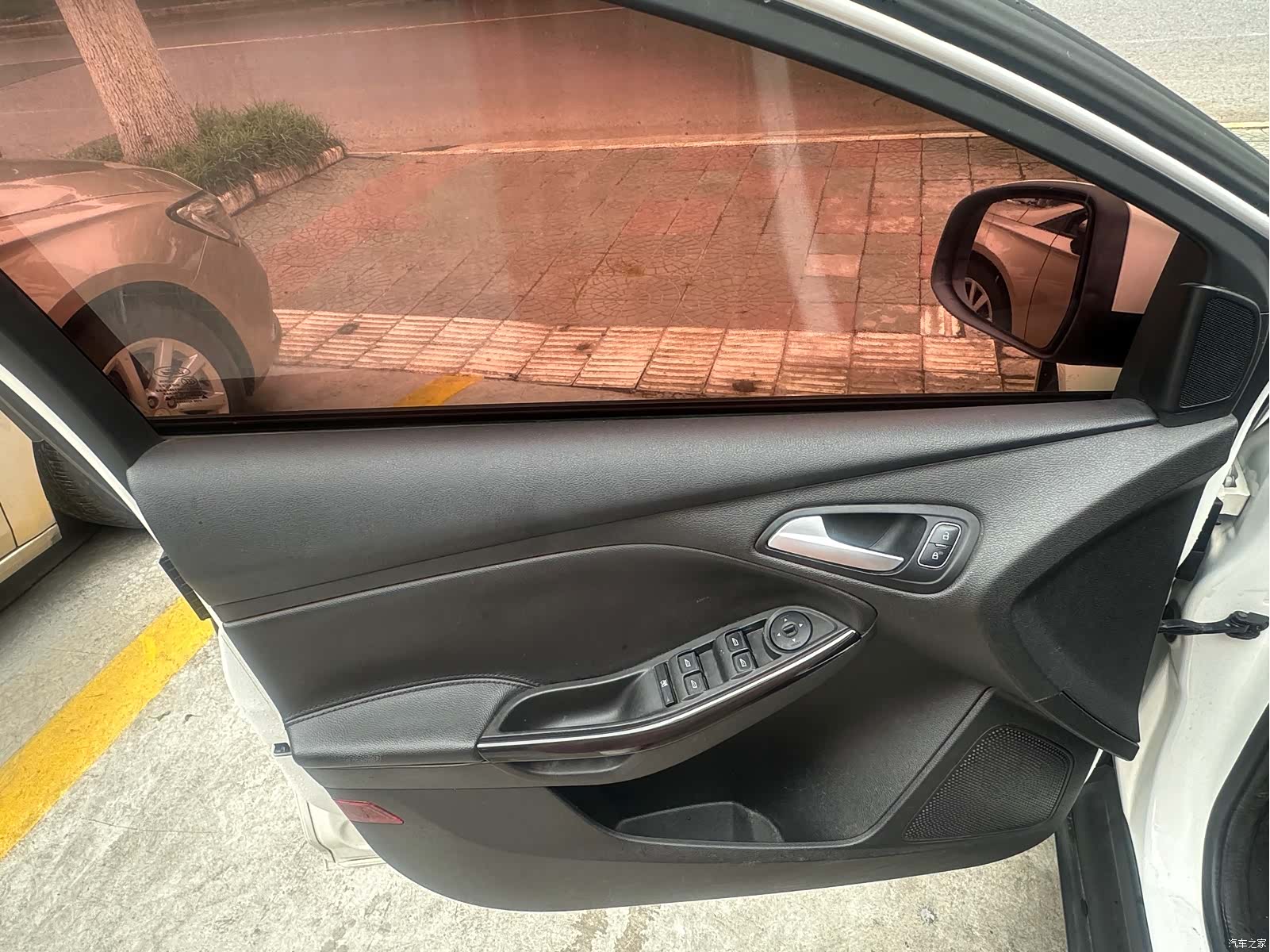 Ford Focus, 2018 11