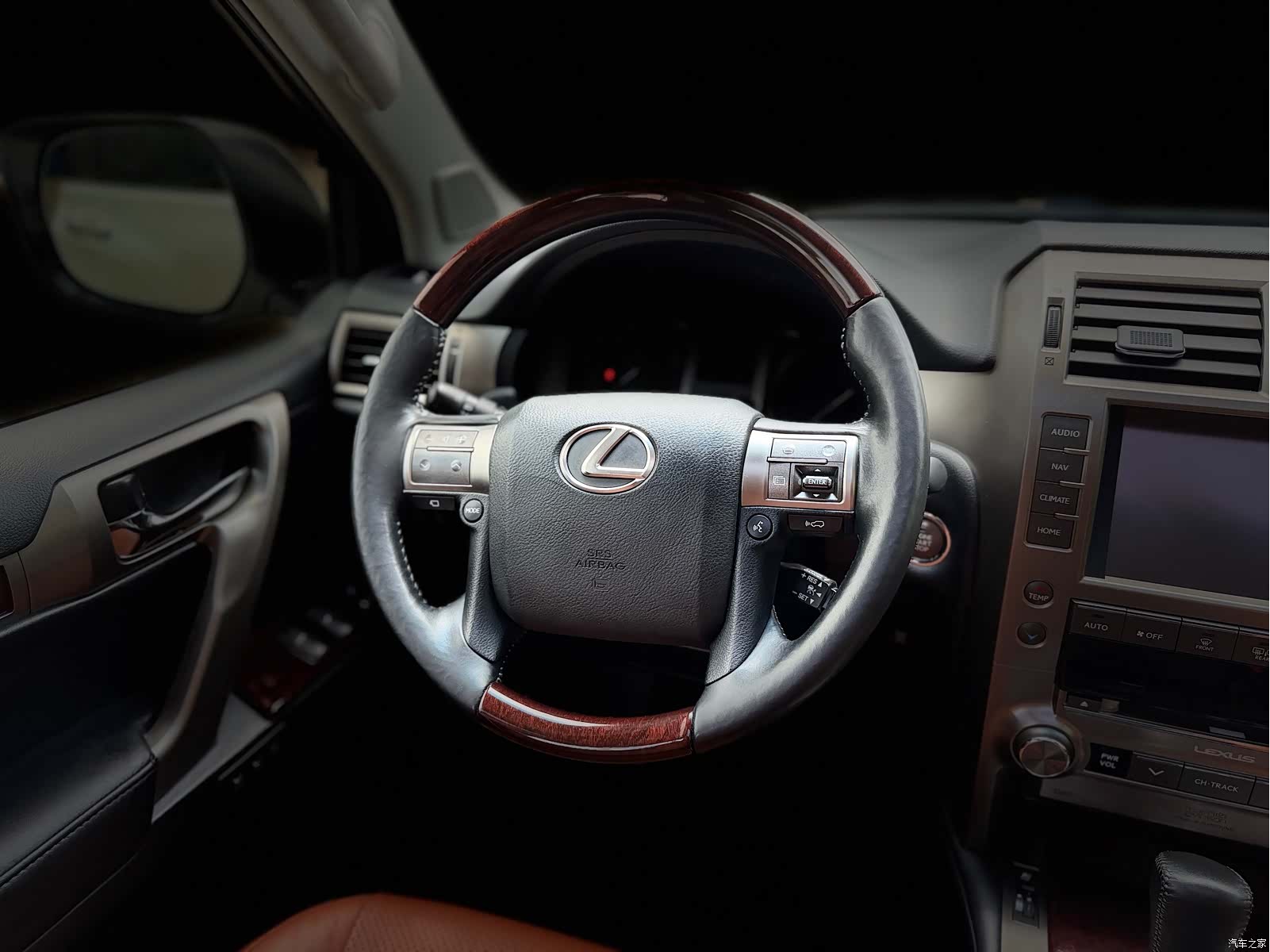 Lexus GX, 2014 7