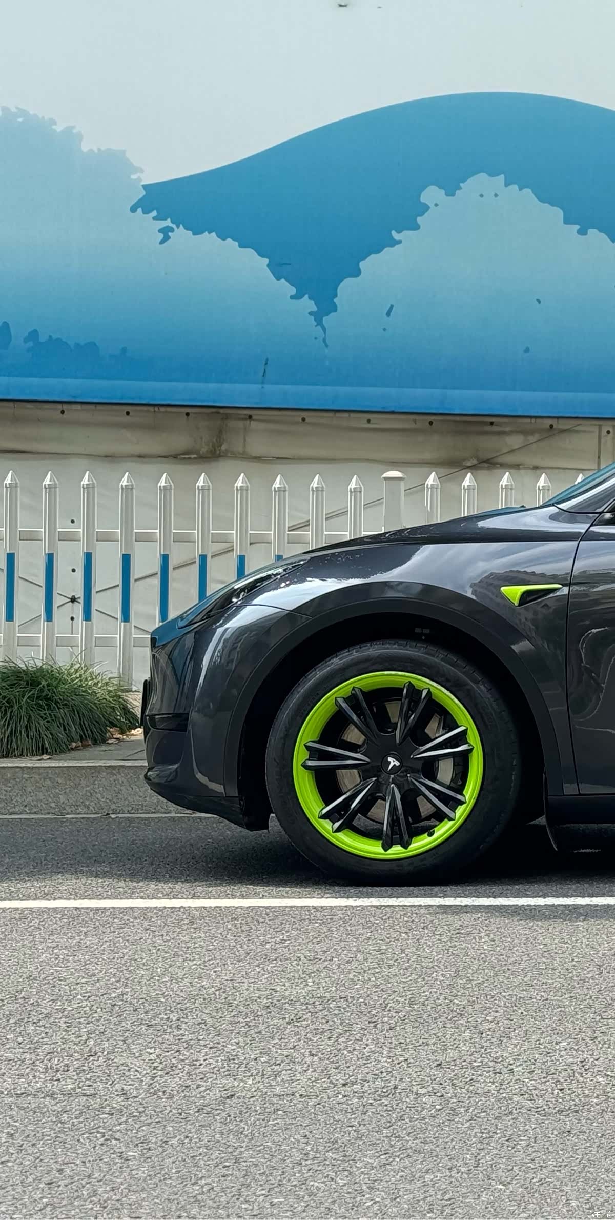 Tesla Model Y, 2024 8