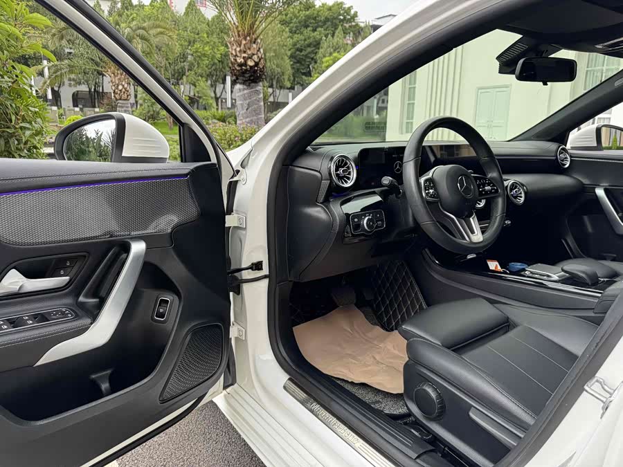 Mercedes-Benz A-Class 2021, фото 5